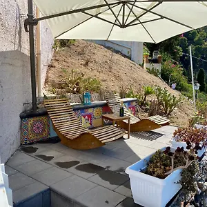 https://paradisea-taormina-with-garden-front-sea.sicilyhotelsitaly.net