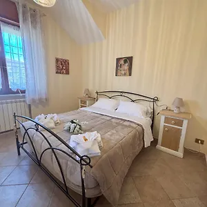 A Casa Di Iole , Fiumicino Italy
