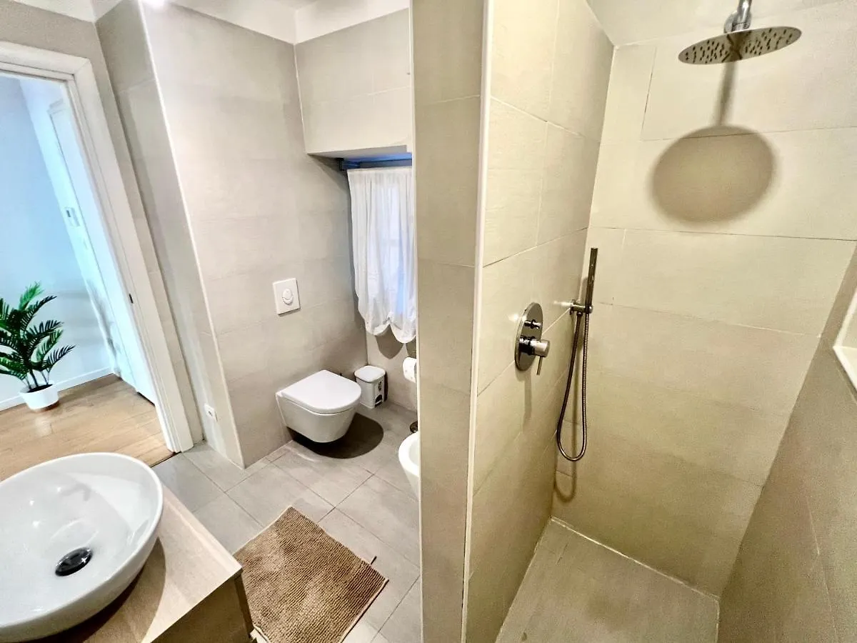 Art Of Living Luxury House In Como 0*,  Italien